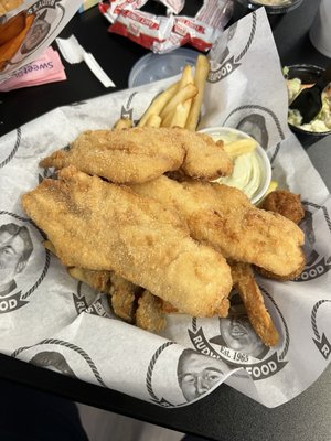 Rudy's Seafood by null