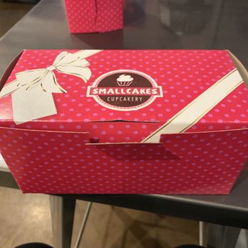 Smallcakes Cary - Cupcake box - Cupcakes Near Me - Cary, North Carolina