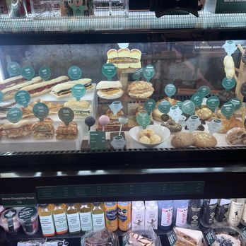 Starbucks - food - Coffee & Tea Near Me - Cancún, ROO