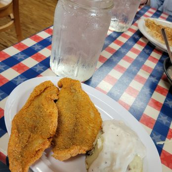 Huck Finn's Catfish - Fried catfish and Mash potatoes - Southern Near Me - Pigeon Forge, Tennessee