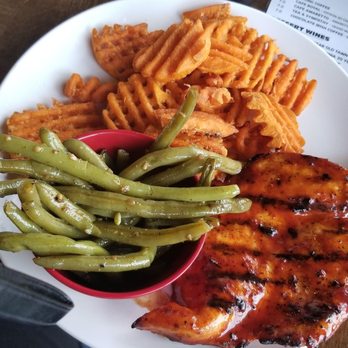 521 BBQ & Grill - Chicken green beans and sweet potato fries - Barbeque Near Me - Fort Mill, South Carolina 521 BBQ & Grill - Chicken green beans and sweet potato fries - Barbeque Near Me - Fort Mill, South Carolina