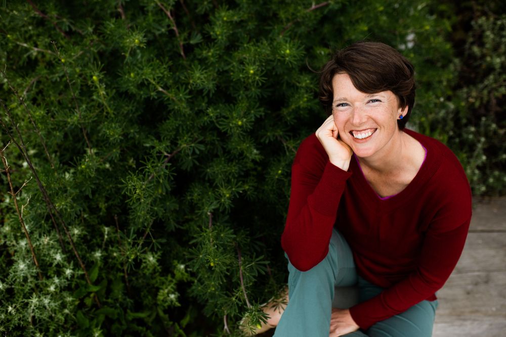 Beth Crittenden, Financial Guide logo