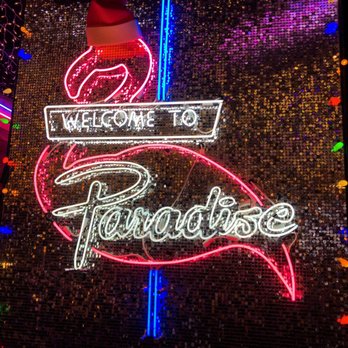 Paradise Park - Pizza Near Me - Chicago, Illinois