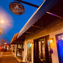 Vintage Wine Bar at Christmas Time