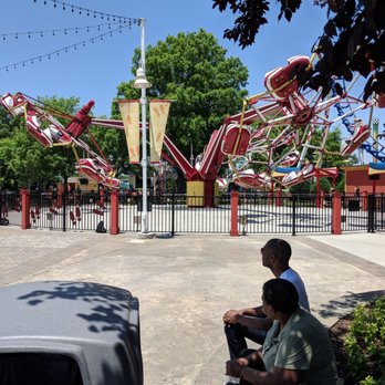Carowinds - Amusement Parks Near Me - Charlotte, North Carolina Carowinds - Amusement Parks Near Me - Charlotte, North Carolina