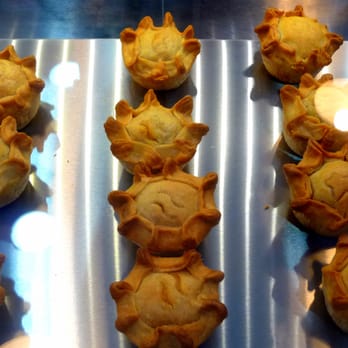 Nata Lisboa - Various flavors of empadas - Bakeries Near Me - Vienna, 9