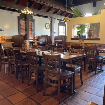 Casa Mexicana - Main dining area is nice. - Mexican Near Me - Olive Branch, Mississippi