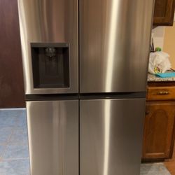 Hahn Appliance Warehouse - Refrigerator