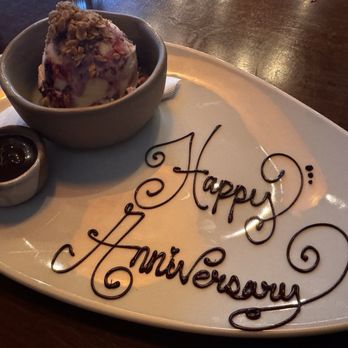 Ghost Tree Grill - Marion berry dessert with a side of chocolate - Steakhouses Near Me - Bandon, Oregon