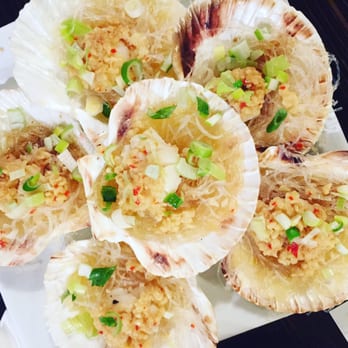 Magasasa - Scallops with glass noddles. Watch out - you will have garlic breath the whole day, but it's so worth it!!! - Dim Sum Near Me - København S, 84 Magasasa - Scallops with glass noddles. Watch out - you will have garlic breath the whole day, but it's so worth it!!! - Dim Sum Near Me - København S, 84