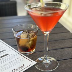 Social Lounge & Bar - Drinks on grand opening day!