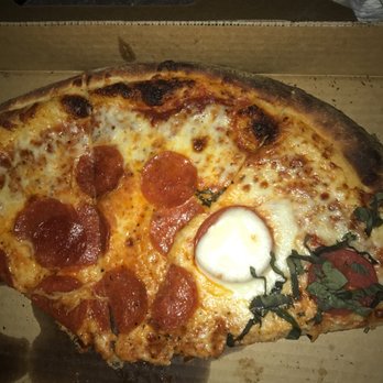 Bayside Gourmet - Pepperoni and Margherita pizza - Italian Near Me - Islamorada, Florida