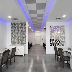 Galaxy Nail Spa - Manicure