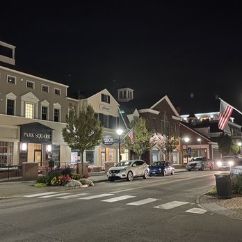 Kennebunk Inn - Town Square - Hotels Near Me - Kennebunk, Maine