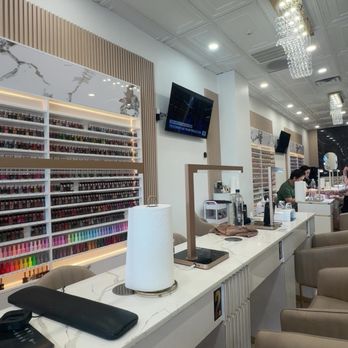 Valentino Nail Bar - Nail Salons Near Me - Fresno, California Valentino Nail Bar - Nail Salons Near Me - Fresno, California