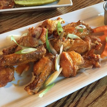 Idletyme - Sriracha wings - American Near Me - Stowe, Vermont Idletyme - Sriracha wings - American Near Me - Stowe, Vermont