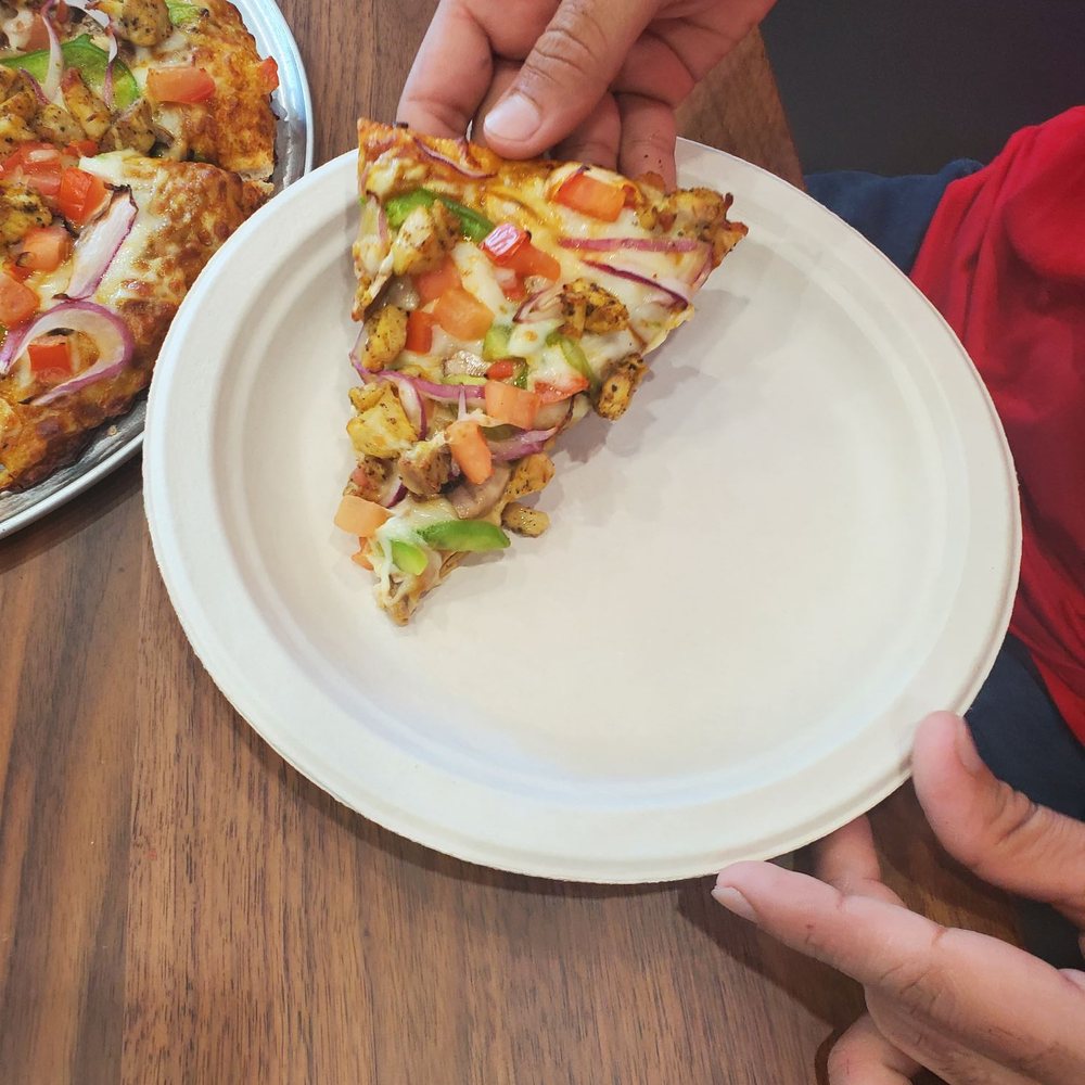 Curry Pizza House Manteca - Pizza Near Me - Manteca, California