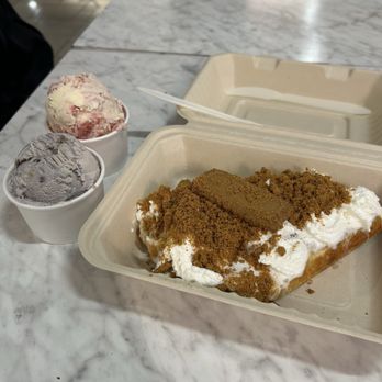 Churnt Creamery - Croffle with taro blueberry crumble and strawberry pie ice cream - Desserts Near Me - Arcadia, California Churnt Creamery - Croffle with taro blueberry crumble and strawberry pie ice cream - Desserts Near Me - Arcadia, California