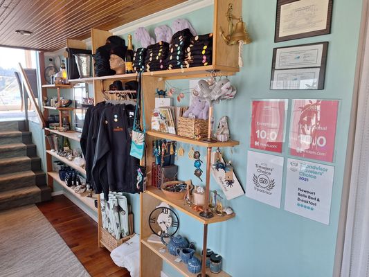 The Newport Belle, Riverboat Bed and Breakfast by null