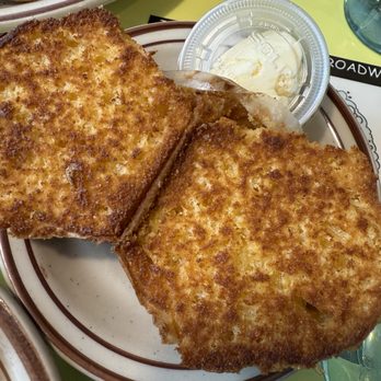Maryann's Diner - Salem - cornbread muffin, slightly toasted with butter - American Near Me - Salem, New Hampshire Maryann's Diner - Salem - cornbread muffin, slightly toasted with butter - American Near Me - Salem, New Hampshire