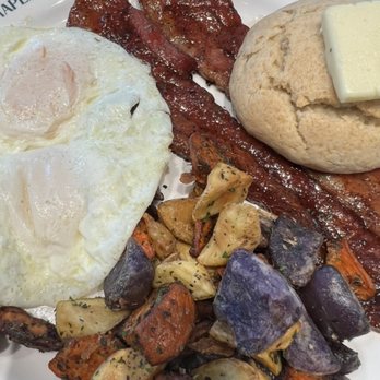 Sweet Maple - Breakfast & Brunch Near Me - Santa Monica, California Sweet Maple - Breakfast & Brunch Near Me - Santa Monica, California