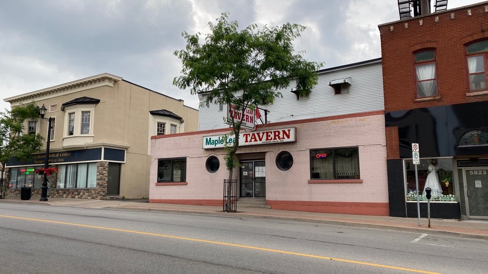 MAPLE LEAF TAVERN Updated October 2024 25 Photos 5831 Ferry