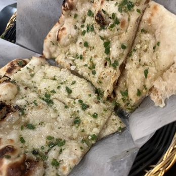 Royal Hyderabad - Bullet Naan & Garlic Naan - Indian Near Me - Albuquerque, New Mexico