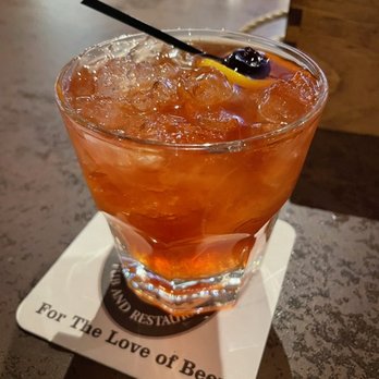 Elephant & Castle - My bartender made some kick-ass old fashioned - British Near Me - Seattle, Washington