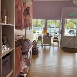 Tutu School-Larkspur - Studio