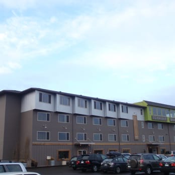 Adrift Hotel - Adrift main building with office, closer to beach than 2nd building we stayed in. - Hotels Near Me - Long Beach, Washington Adrift Hotel - Adrift main building with office, closer to beach than 2nd building we stayed in. - Hotels Near Me - Long Beach, Washington