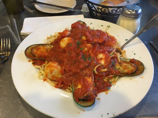 Pasta Pomodoro by null