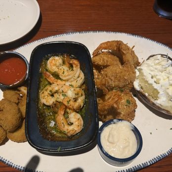 Red Lobster - When we FINALLY got some shrimp - Scampi, garlic and coconut - Seafood Near Me - Wayne, New Jersey Red Lobster - When we FINALLY got some shrimp - Scampi, garlic and coconut - Seafood Near Me - Wayne, New Jersey