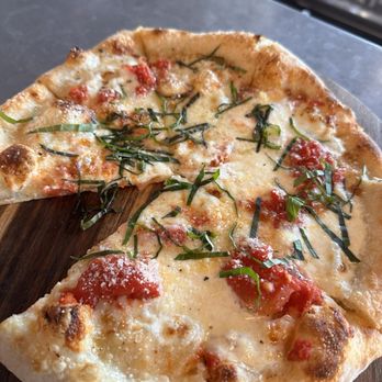 Kitchen Social - Margherita pizza - Desserts Near Me - Cincinnati, Ohio Kitchen Social - Margherita pizza - Desserts Near Me - Cincinnati, Ohio