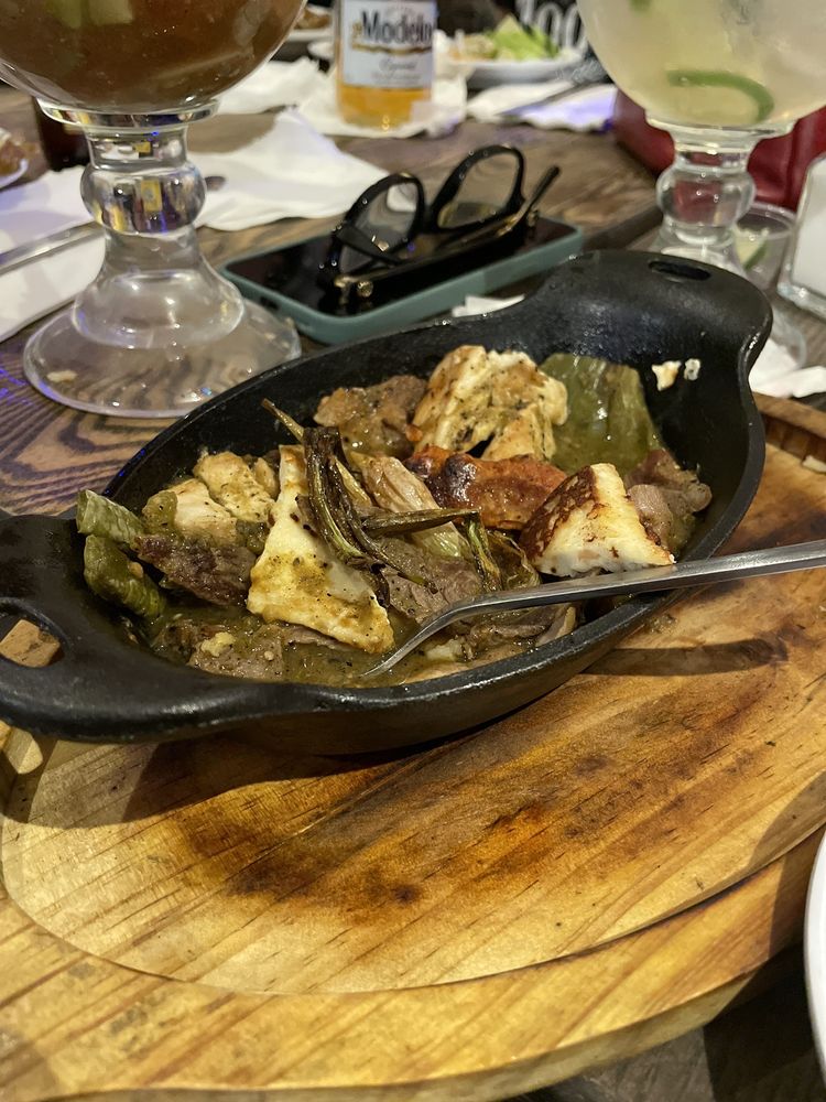 RESTAURANT DE MARISCOS LAS GUERITAS Updated August 2024 144 Photos