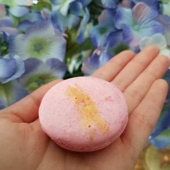 Daan Go Cake Lab - Strawberry yuzu - Desserts Near Me - Toronto, Ontario