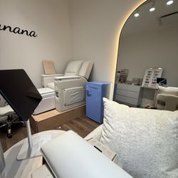 Unana Nail Studio