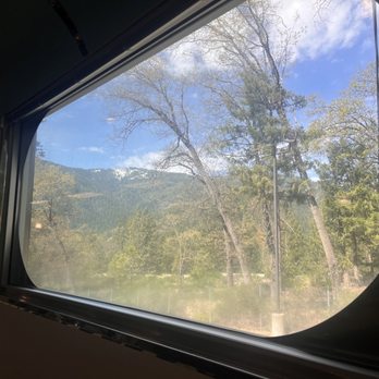 Penny's Diner - View from the inside of the restaurant - Diners Near Me - Dunsmuir, California