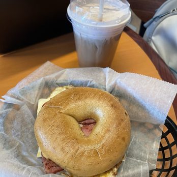 Bud’s On The Hudson - Classic Breakfast Sandwich (*GF) - Coffee & Tea Near Me - Green Island, New York Bud’s On The Hudson - Classic Breakfast Sandwich (*GF) - Coffee & Tea Near Me - Green Island, New York