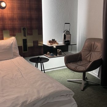 The Bristol - Hotels Near Me - Bern, BE