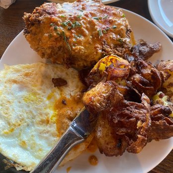 Good Lookin' - chicken fried steak - Breakfast & Brunch Near Me - Omaha, Nebraska