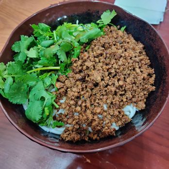 Yun Nan Flavor Garden - Rice noodles with lu mein - Chinese Near Me - Brooklyn, New York Yun Nan Flavor Garden - Rice noodles with lu mein - Chinese Near Me - Brooklyn, New York