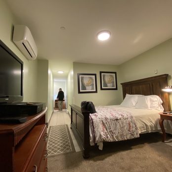 Cold Spring Hotel & Cafe - No frills - Hotels Near Me - Cold Spring, New York