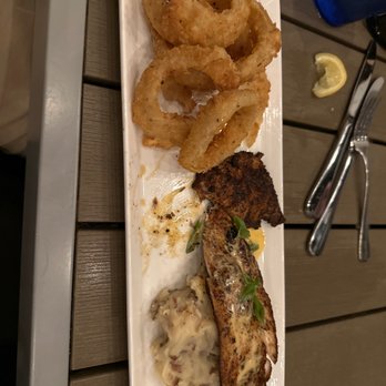 Grayton Seafood - Sheepshead, mashed potatoes and onion rings - American Near Me - Santa Rosa Beach, Florida Grayton Seafood - Sheepshead, mashed potatoes and onion rings - American Near Me - Santa Rosa Beach, Florida