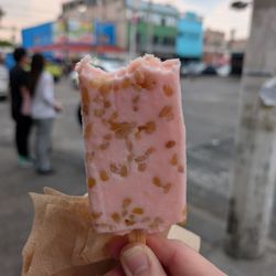 La Michoacana de la Villa - Strawberry with pine nuts
