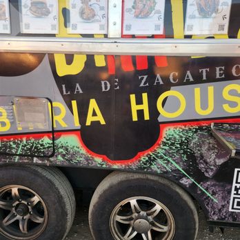 BirriaZ La De Zacatecas - Taco truck - Tacos Near Me - Perris, California