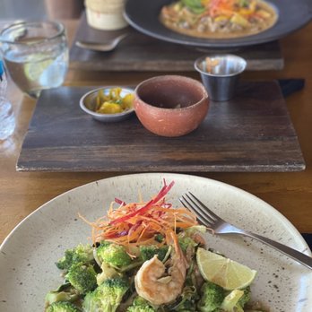 Yum Yum - Thai Near Me - San Lorenzo Ometepec, PUE Yum Yum - Thai Near Me - San Lorenzo Ometepec, PUE