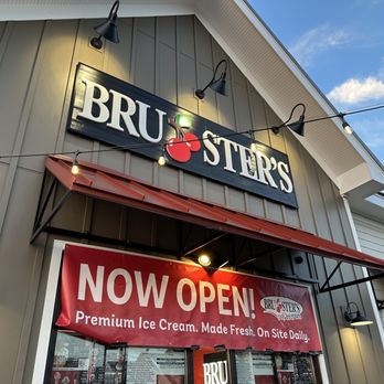 Bruster's Real Ice Cream - the outside of the store - Desserts Near Me - Haymarket, Virginia
