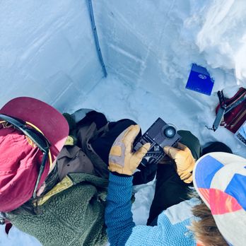 SWS Mountain Guides - Avalanche education, courses held in Mt. Shasta, Bear Valley, and Las Vegas - Climbing Near Me - Mount Shasta, California