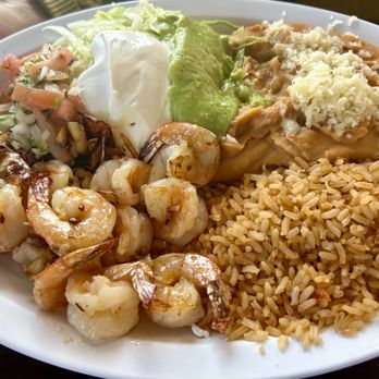 Tacos El Compa - garlic shrimp rice plate - Mexican Near Me - Castro Valley, California
