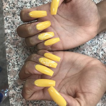Bellazzio Nails Spa - Nails done by Brooklyn - Nail Salons Near Me - Corona, California Bellazzio Nails Spa - Nails done by Brooklyn - Nail Salons Near Me - Corona, California